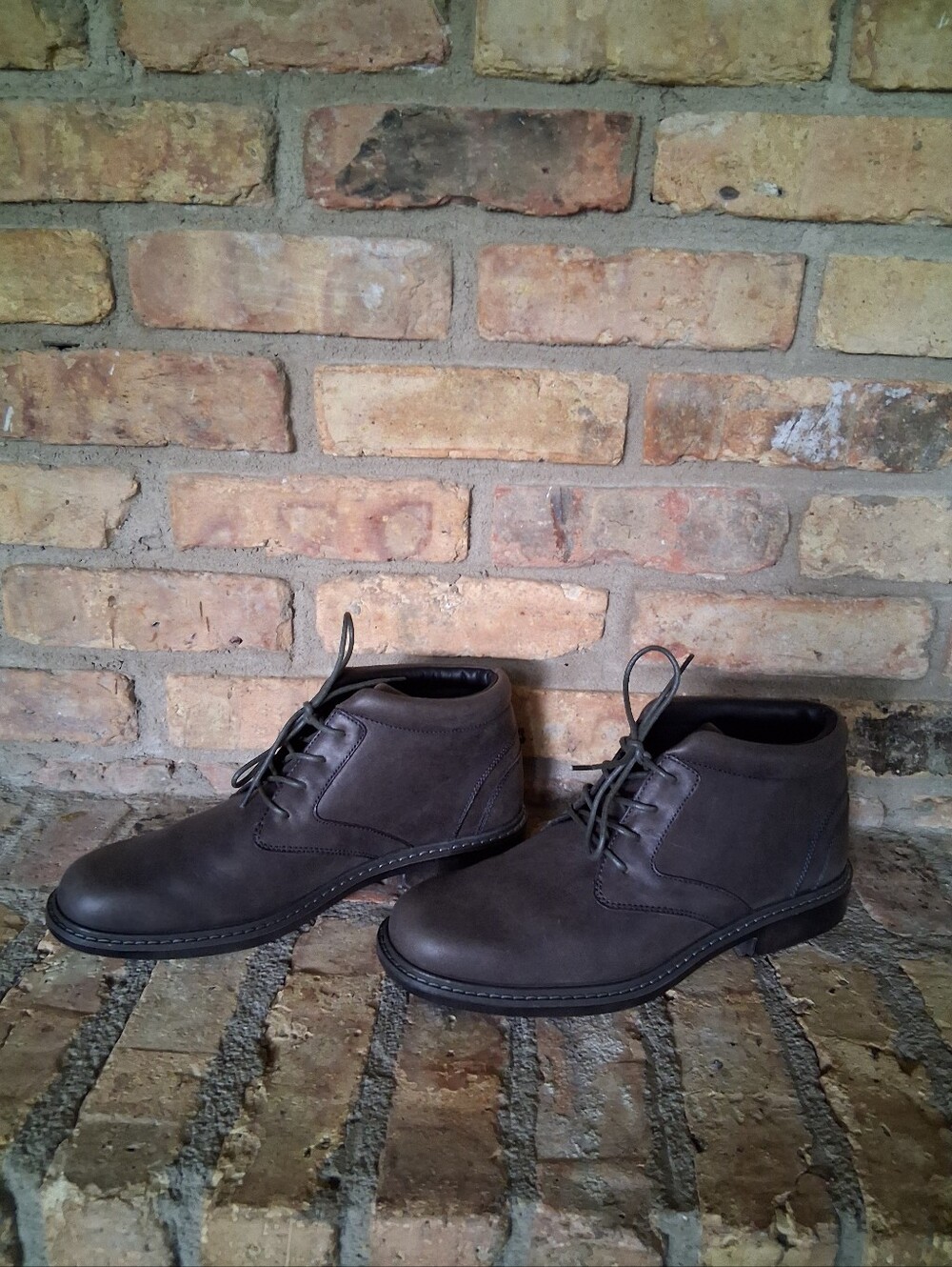 DREW BRONX GENUINE LEATHER ANKLE BOOTS SIZE 9